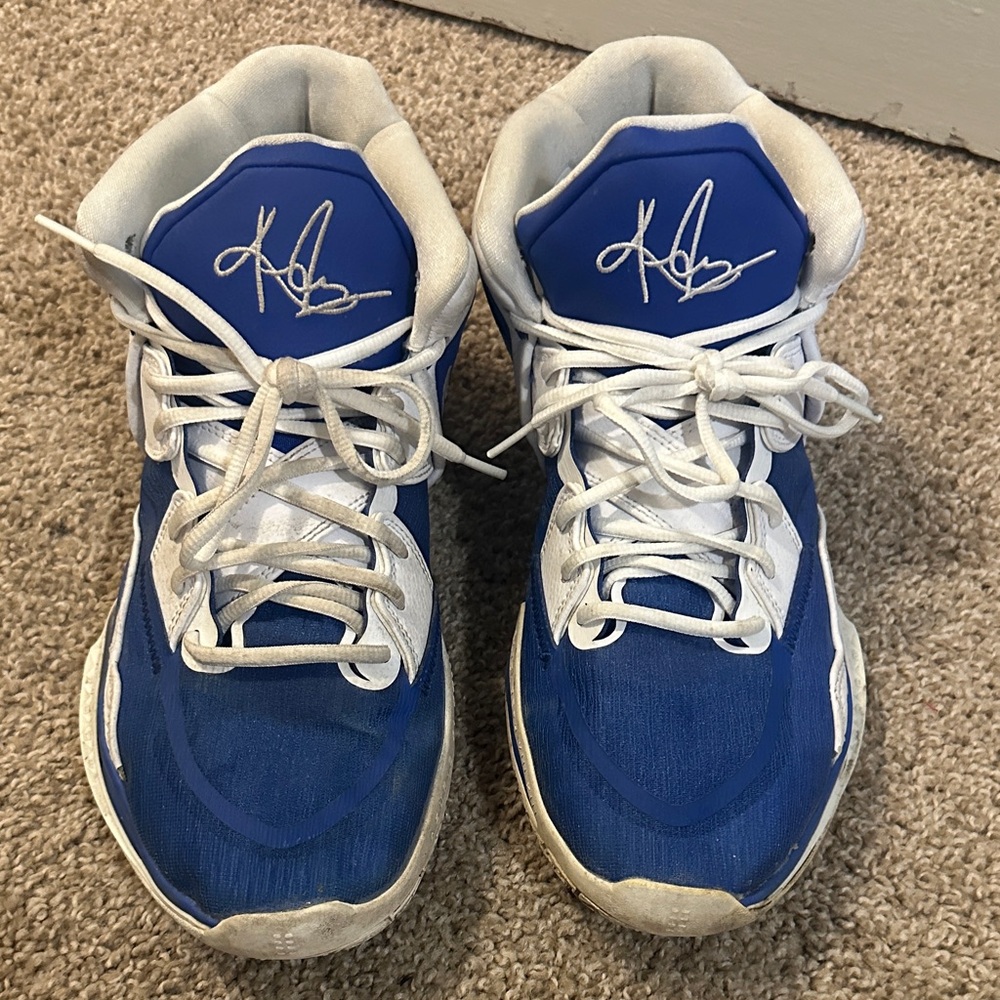Nike Kyrie Blue and White Athletic Sneakers